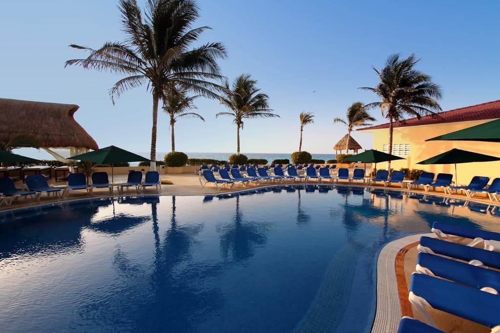 pools-outdoor-pool