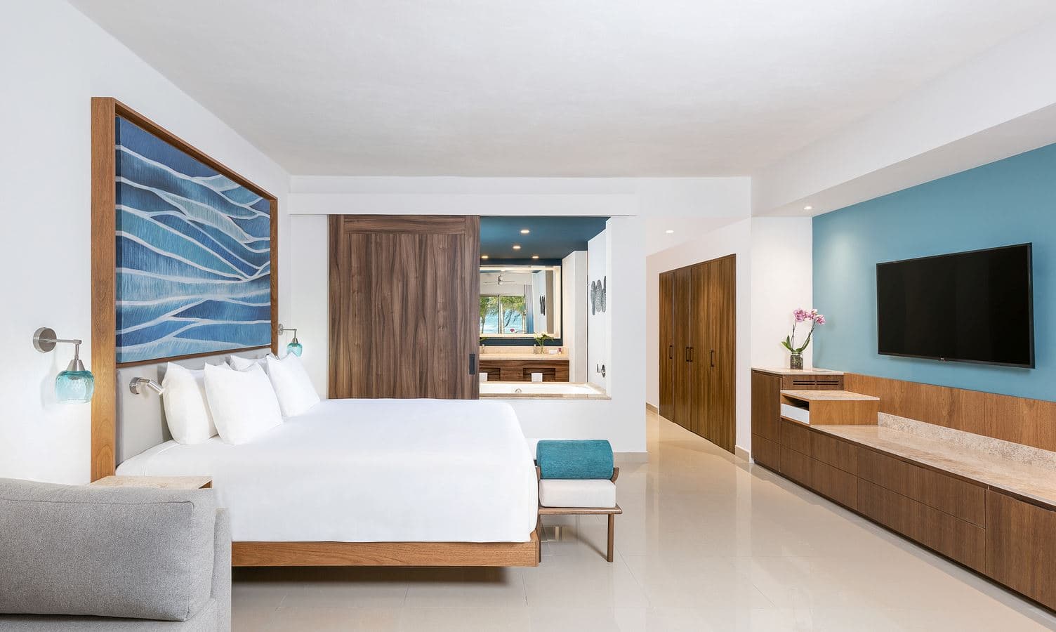 rooms-water-park-view-junior-suite