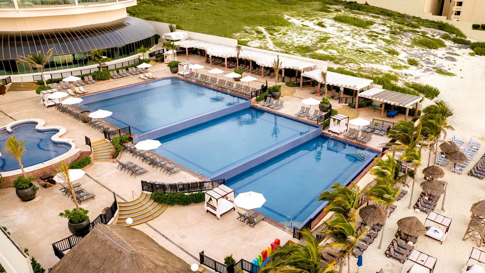 pools-outdoor-pool