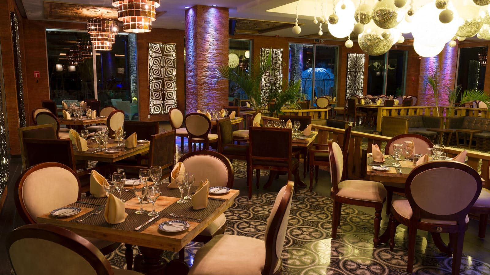 restaurants-restaurants