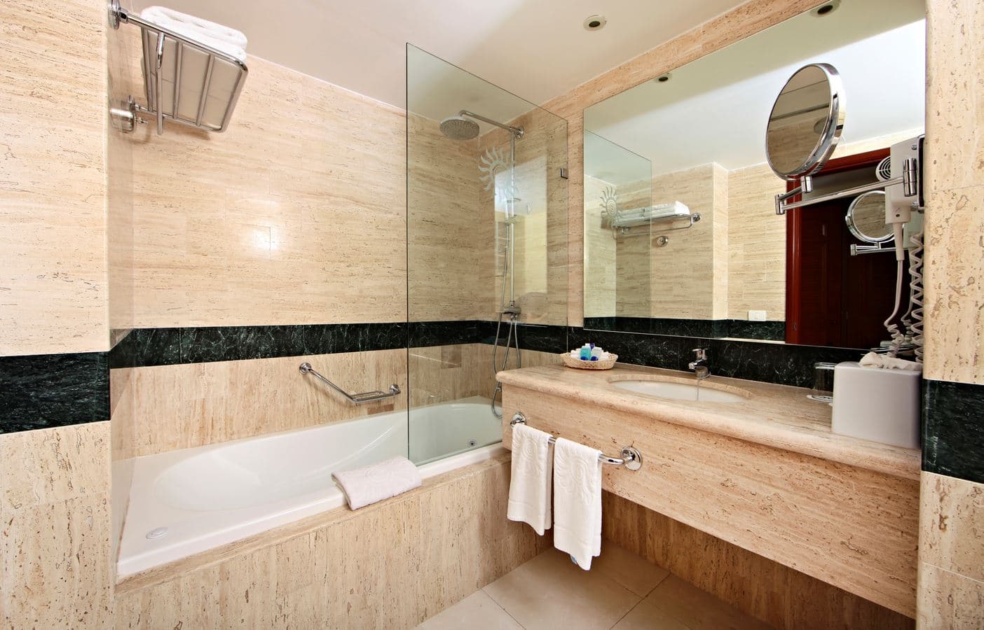 rooms-junior-suite