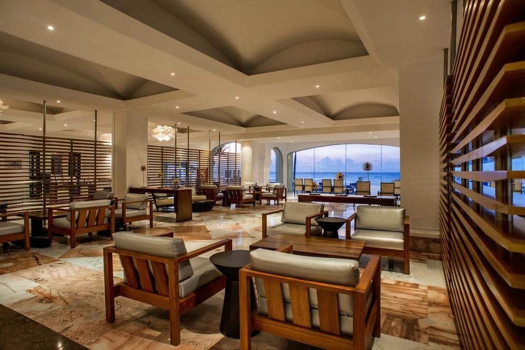 bars-lobby-bar