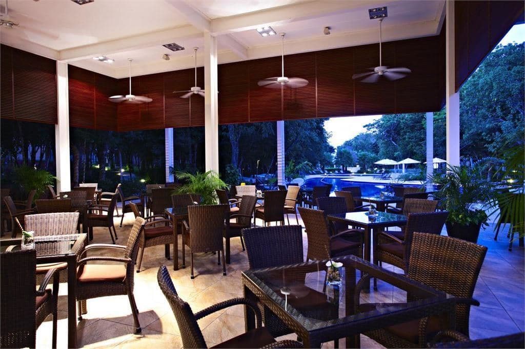 restaurants-alux