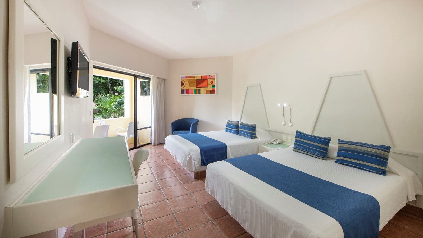 rooms-superior-room