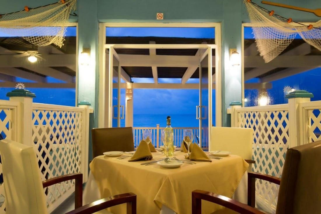 restaurants-pier-12