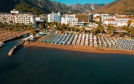 CLUB MUNAMAR BEACH RESORT