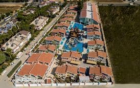 CRYSTAL CLUB WORLD OF COLOURS RESORT & SPA