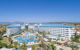 CRYSTAL ADMIRAL RESORT SUITES&SPA