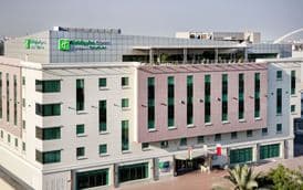HOLIDAY INN EXPRESS SAFA PARK