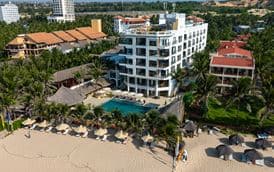 MANA MUINE BEACH RESORT