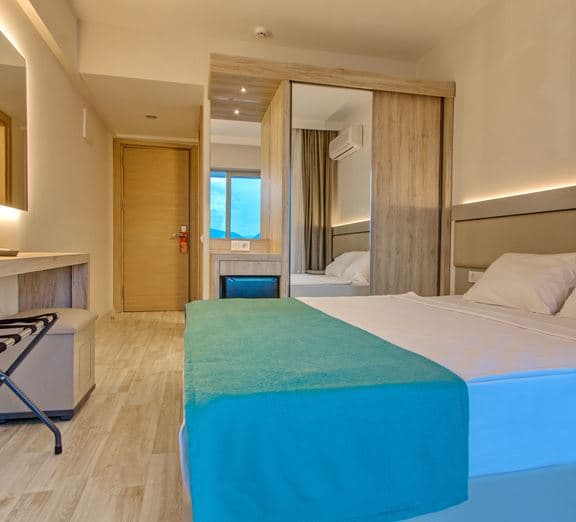 STANDART POOL VIEW ROOM Номера
