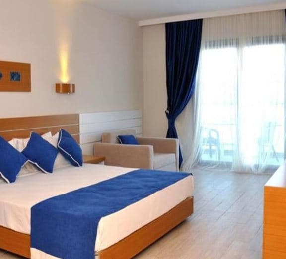 HOTEL FAMILY ROOM Номера