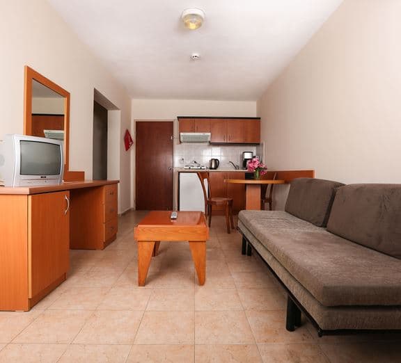 SUITE STANDARD 1 BEDROOM LANDVIEW BALCONY Номера