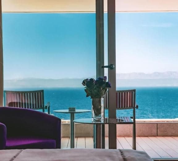 DELUXE ROOM SEAVIEW WITH BALCONY Номера