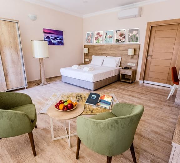 CLUB DELUXE ROOM Номера
