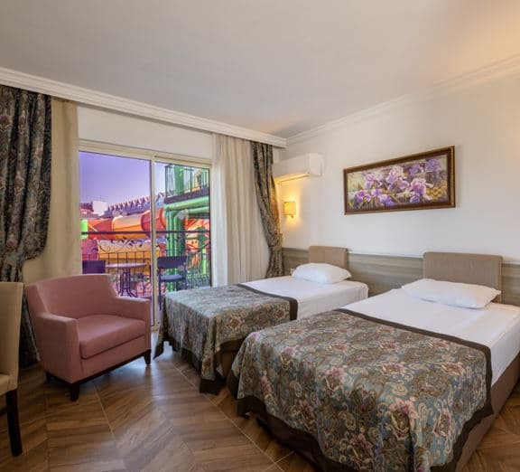 STANDARD ROOM AQUAPARK VIEW Номера