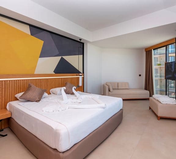LUXURY ROOM LAND VIEW ROOM FOR LADIES & COUPLES Номера