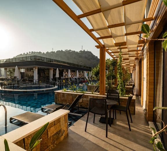 DELUXE SWIM UP ROOM Номера