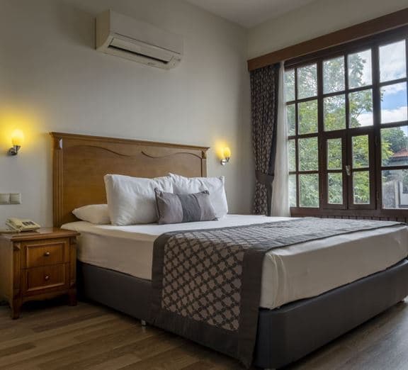 STANDARD DELUXE ROOM Номера