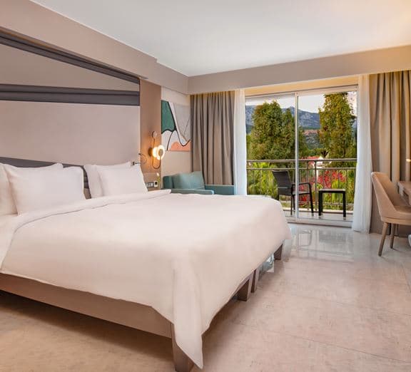 Deluxe Land View Номера