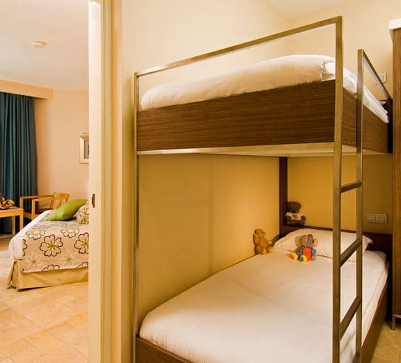 CLUB FAMILY ROOM Номера