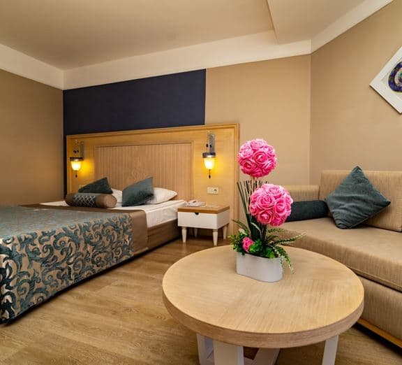 SUPERIOR ROOM SIDE SEA VIEW WITH BALCONY Номера