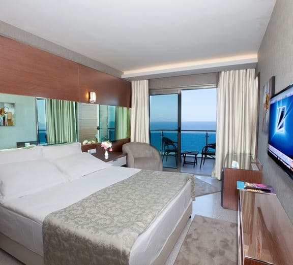 DELUXE ROOM Номера