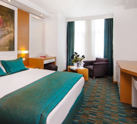Main Building Landview Room Номера