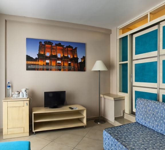 FAMILY LAND VIEW 2 BEDROOMS_SLIDING DOOR WITH BALCONY OR TERRACE Номера