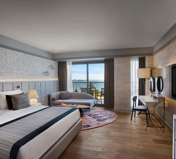 Deluxe Room Direct Sea View Номера