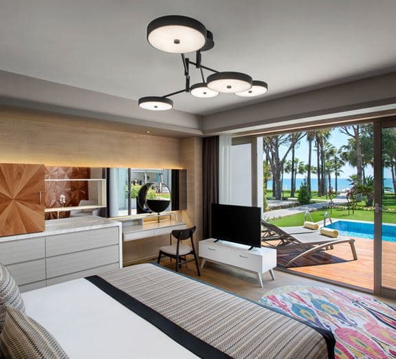 Swim Up Room Номера