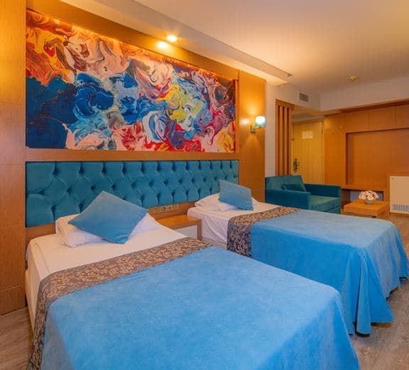 STANDARD ROOM SIDE SEA VIEW WITH BALCONY Номера