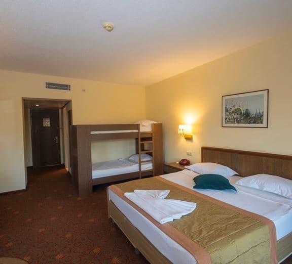 STANDARD ROOM WITH BUNKBED Номера