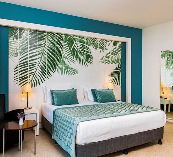 MAIN BUILDING DELUXE  ROOM GARDEN VIEW Номера