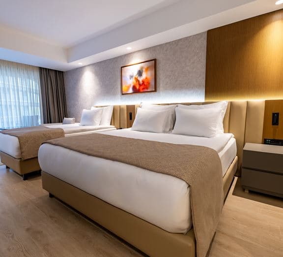DELUXE ROOM LANDVIEW Номера