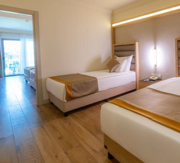 FAMILY ROOM 2 BEDROOMS Номера