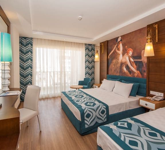 STANDARD ROOM WITH BALCONY Номера