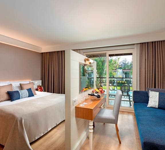 DELUXE ROOM Номера