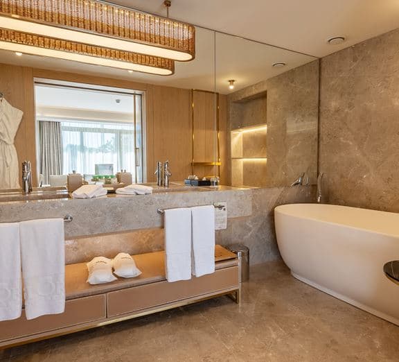 King  Suite Номера