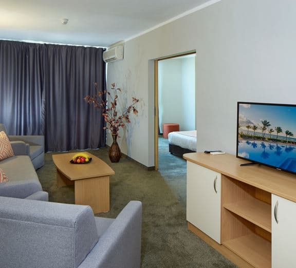 1 Bedroom Standard Apartment (Balcony) Номера