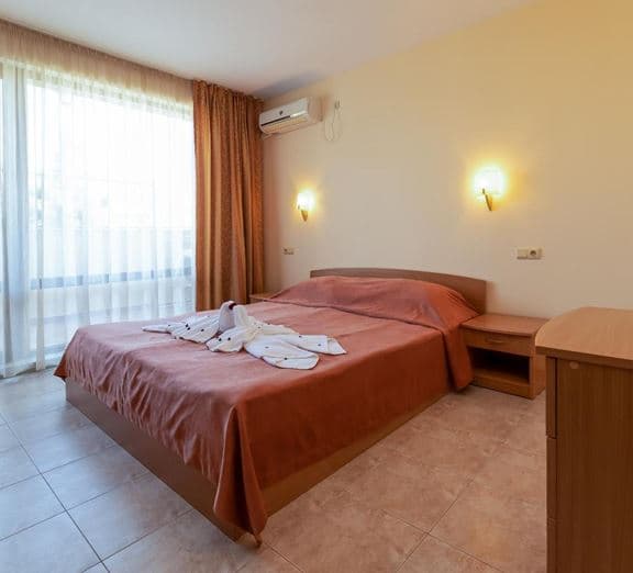 2 BEDROOM STANDARD APARTMENT (BALCONY) Номера