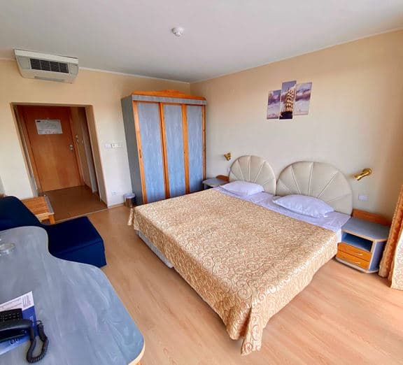 Twin Standard Room (Balcony) Номера
