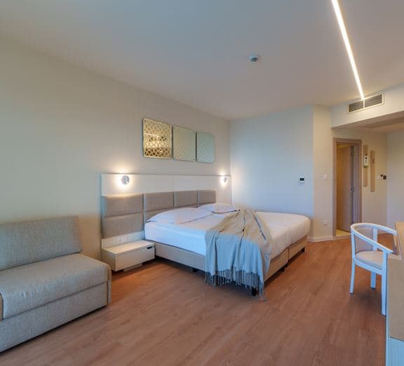 Twin Deluxe Room (Latera lSea View, Balcony or Terrace) Номера