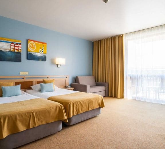 Standard Room (LateralSeaView, Balcony) Номера