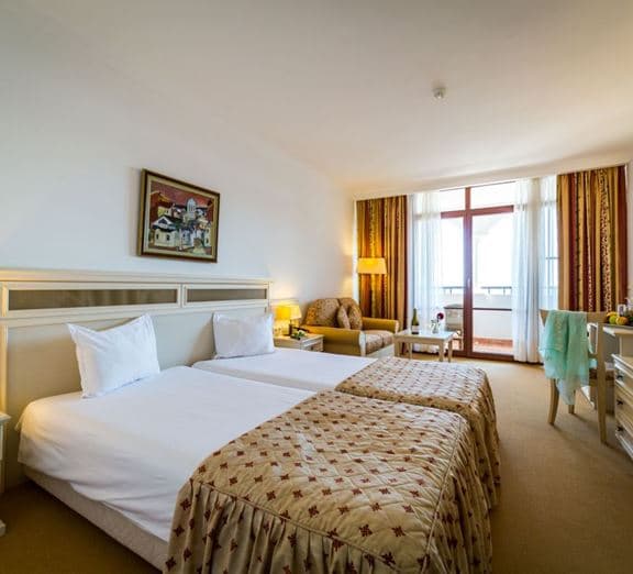 Standard Room (SeaView, Balcony) Номера