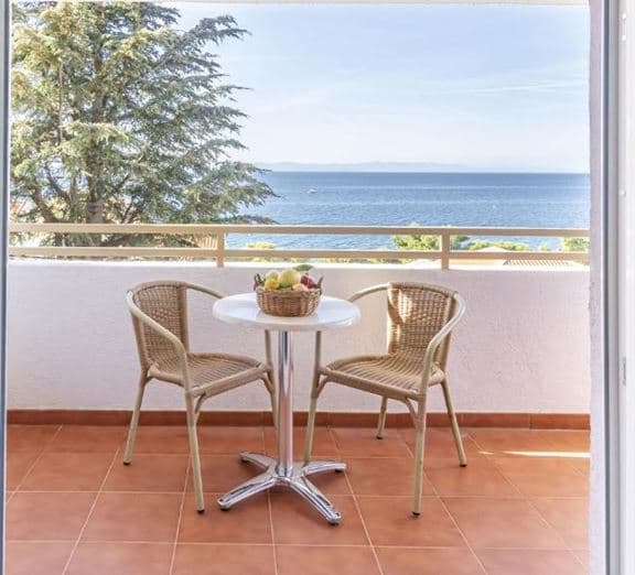 Standard Room (SeaSide, Balcony) Номера