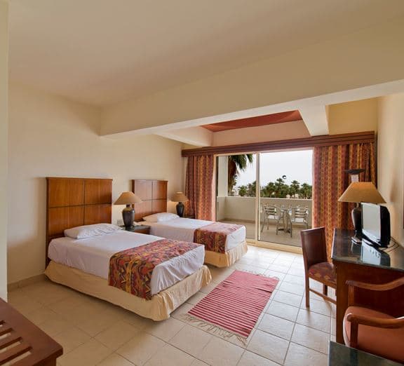ROOM STANDARD POOLVIEW Номера