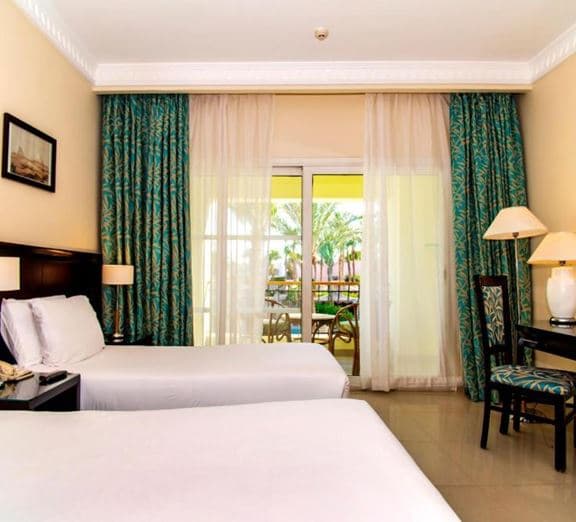 Family Garden View Rooms Номера