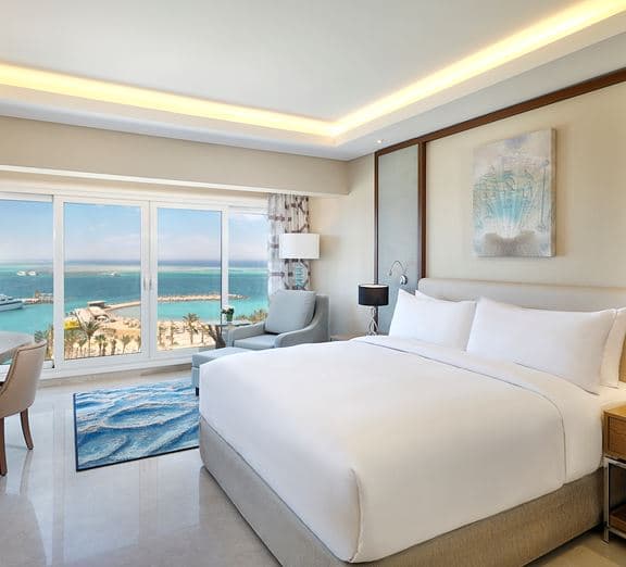 Deluxe Room with Sea View Номера