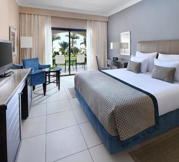 Deluxe Family Garden View Room Номера